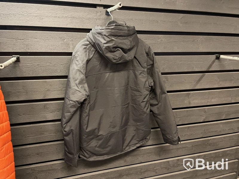 Morrisjacka stl. M, Clique, svart, nypris 1000 kr