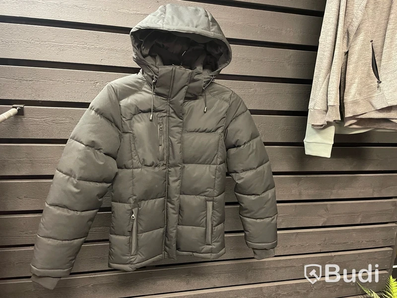 Damjacka stl. XS/34, Clique Colorado, svart, nypris 1900 kr