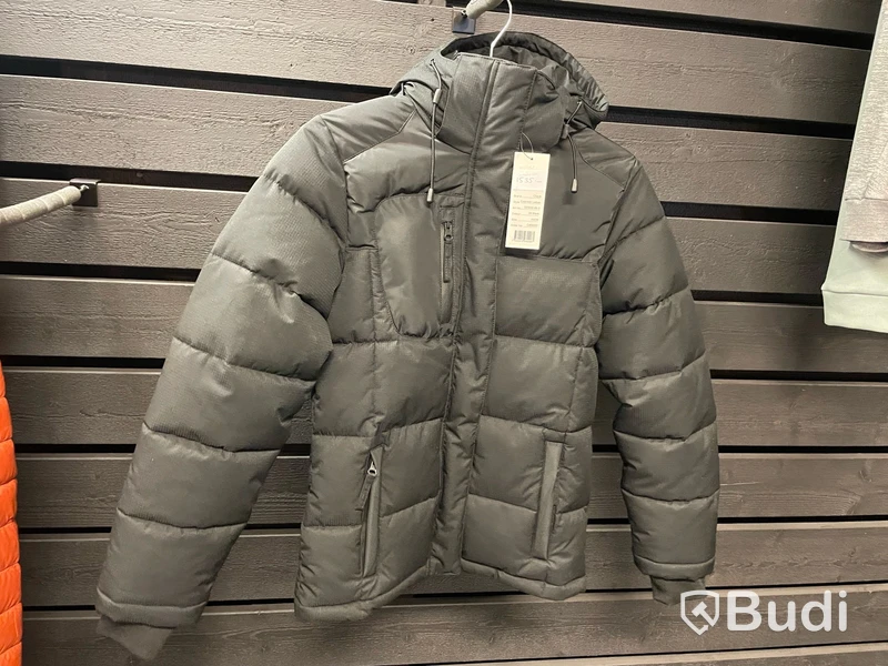 Damjacka stl. XS/34, Clique Colorado, svart, nypris 1900 kr