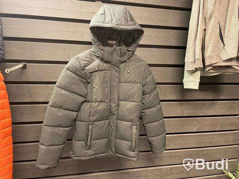 Damjacka stl. S/36, Clique Colorado, svart, nypris 1900 kr