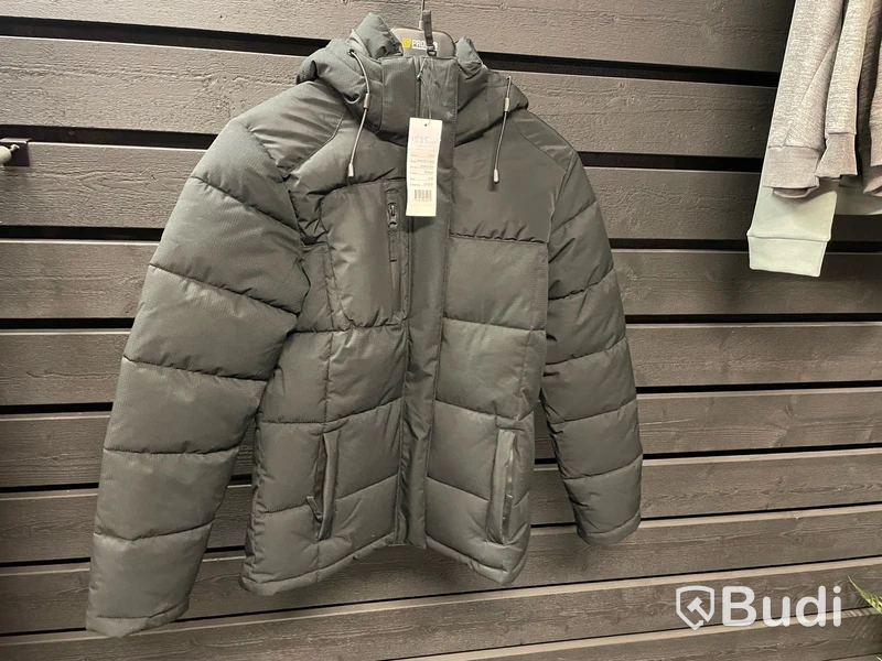 Damjacka stl. S/36, Clique Colorado, svart, nypris 1900 kr