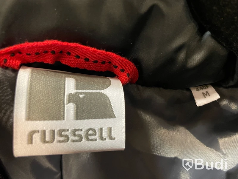 Jacka stl. M, Russell, grå, nypris 1300 kr