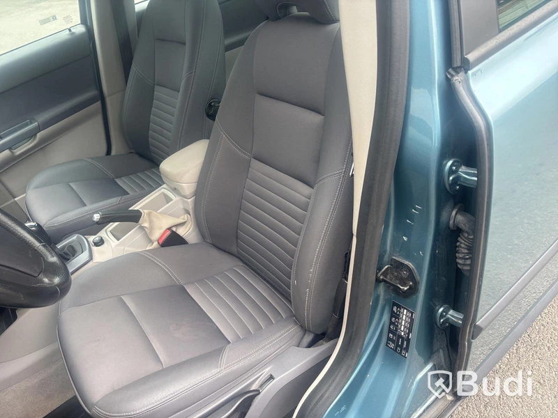 Volvo S40 -2006 | DIESEL Endast 8100 mil