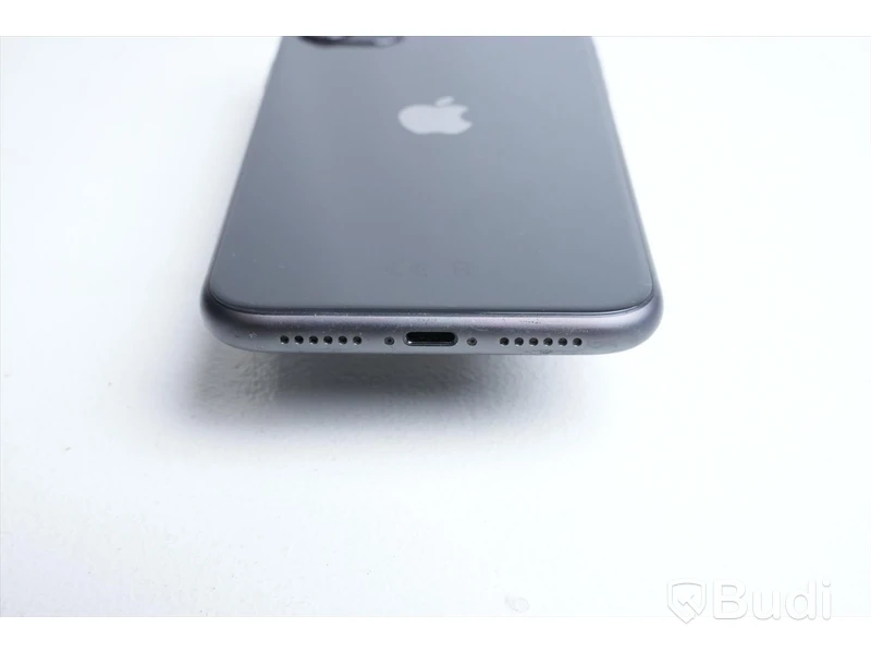 iPhone 11 - 64 GB, 84 procent batterihälsa