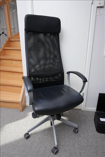 Kontorsstol IKEA Markus med armstöd