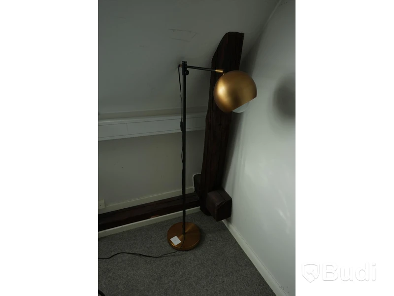 Golvlampa