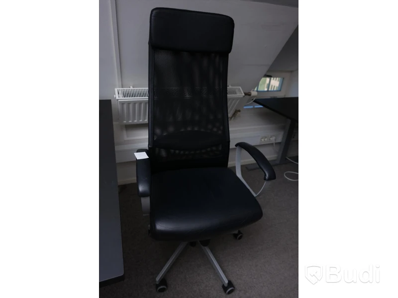 Kontorsstol IKEA Markus med armstöd