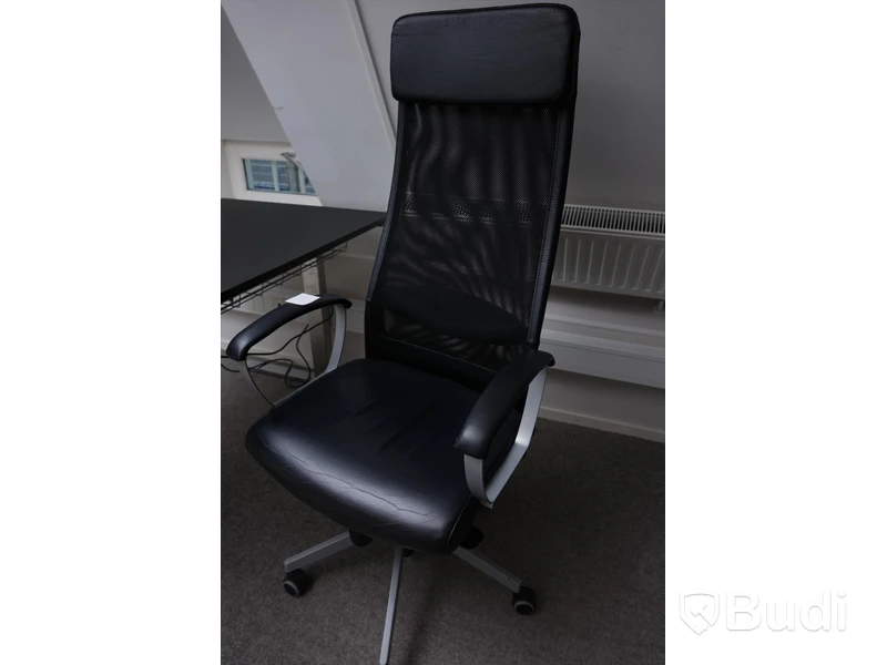 Kontorsstol IKEA Markus med armstöd