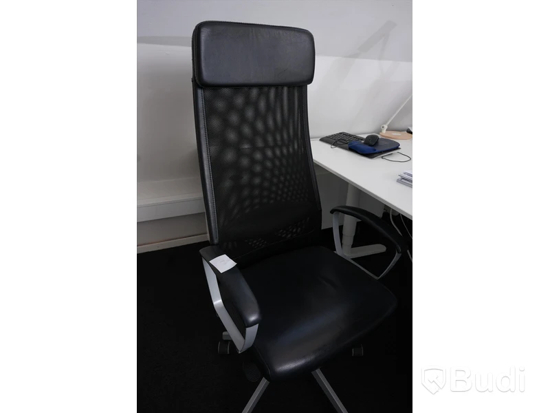 Kontorsstol IKEA Markus med armstöd