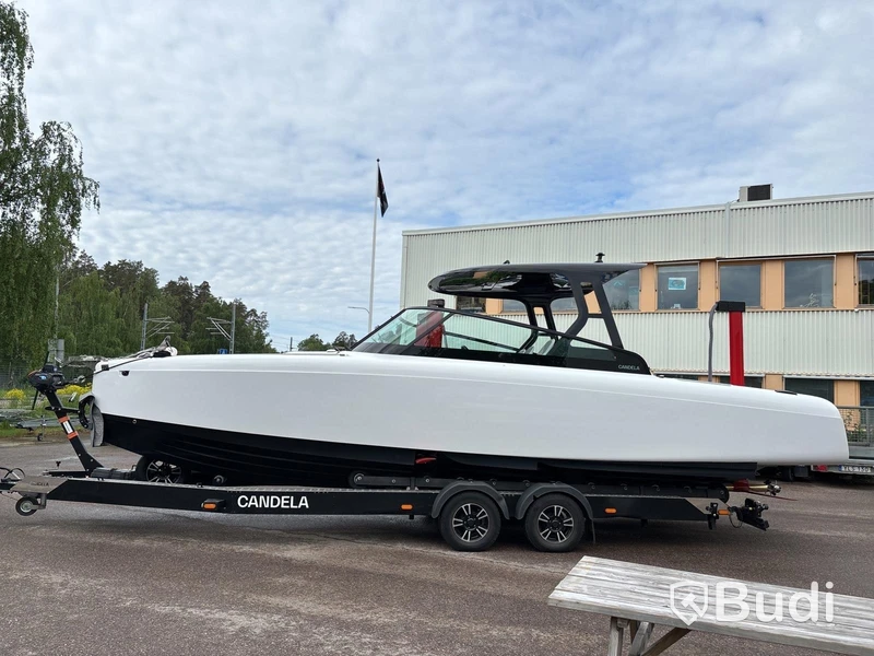 Daycruiser Candela C-8 S20 DC -2023 | Elektrisk Hydrofoilbåt | Demobåt
