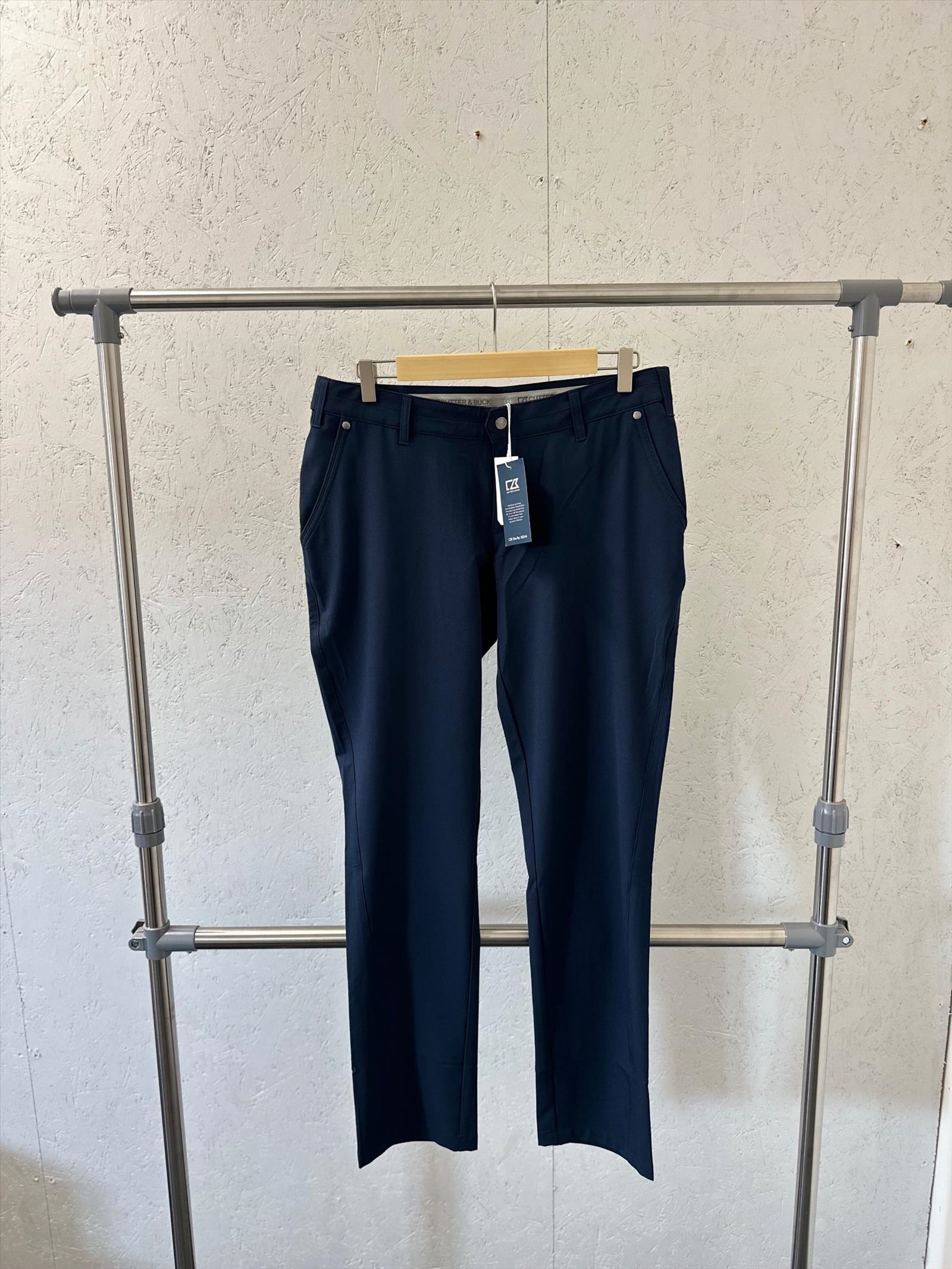 Dambyxor, stl. M, Cutter & Buck, dark navy.