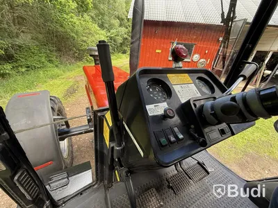 Case IH 1056 4x4 Tractor, 105 hp, 1989