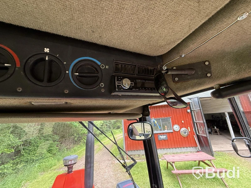 Case IH 1056 4x4 Tractor, 105 hp, 1989