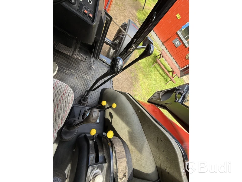 Case IH 1056 4x4 Tractor, 105 hp, 1989