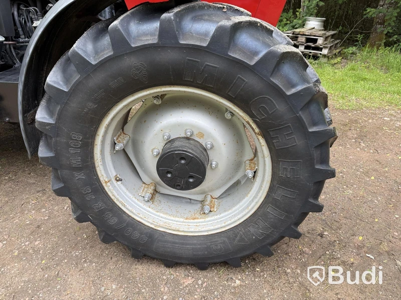 Case IH 1056 4x4 Tractor, 105 hp, 1989