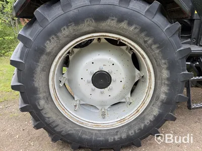 Case IH 1056 4x4 Tractor, 105 hp, 1989