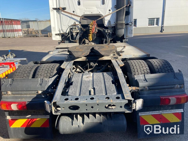 Dragbil Mercedes-Benz Actros 1843 10.7 -2017 | Reparationsobjekt