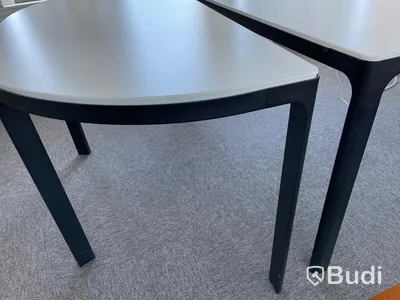 Konferensbord med medielåda 280cm längd , 140 bredd