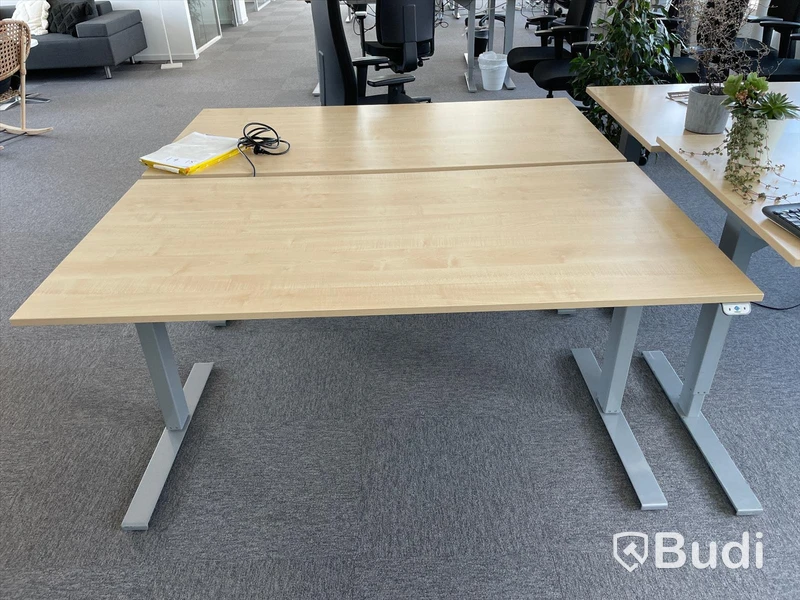 Elektriskt höj och sänkbart skrivbord 160x80, saknar strömsladd