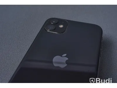 iPhone 11 black - 64 GB, 87 procent batterihälsa, Apple med.