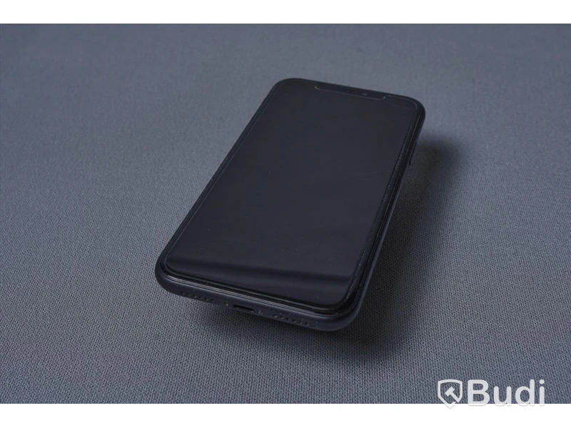 iPhone 11 black - 64 GB, 87 procent batterihälsa, Apple med.