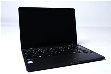 Bärbar dator - Fujitsu Lifebook U939X, Intel Core i5, RAM 16GB och ​​hårddisk 500GB inkl Fujitsu laddare och väska. OBS datorn har en skärmskada.