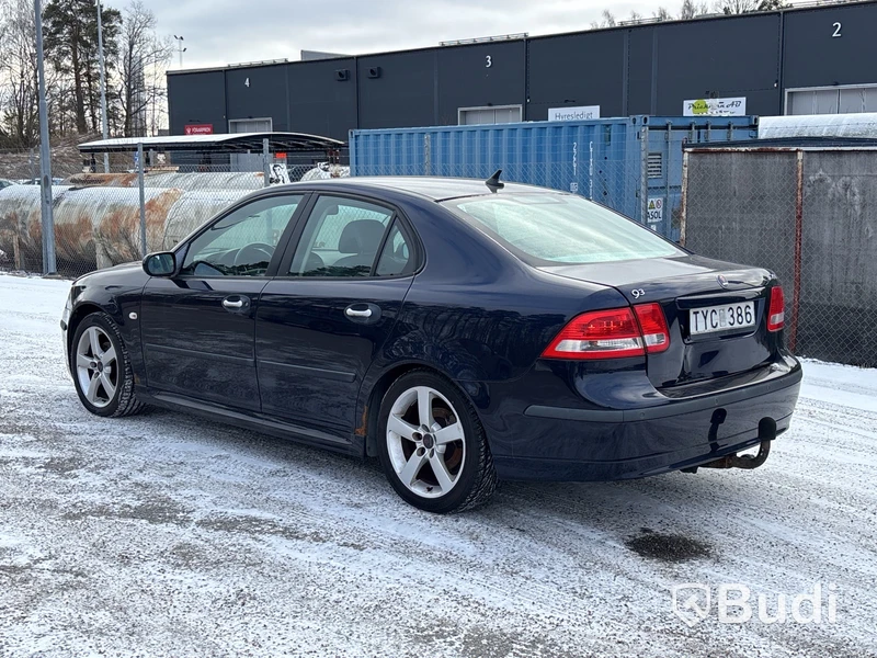 Saab 9-3 Vector SportSedan | 23757 mil | 2003 | Reparationsobjekt