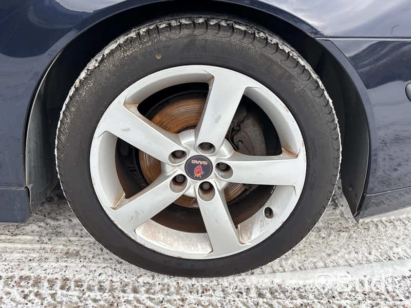 Saab 9-3 Vector SportSedan | 23757 mil | 2003 | Reparationsobjekt
