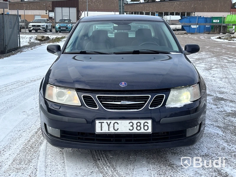 Saab 9-3 Vector SportSedan | 23757 mil | 2003 | Reparationsobjekt