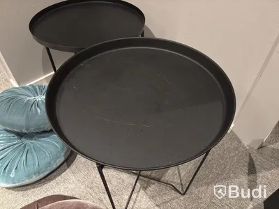 2 Coffee Tables incl. 4 Cushions
