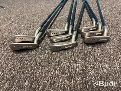 8 st. Golfklubbor Cleveland