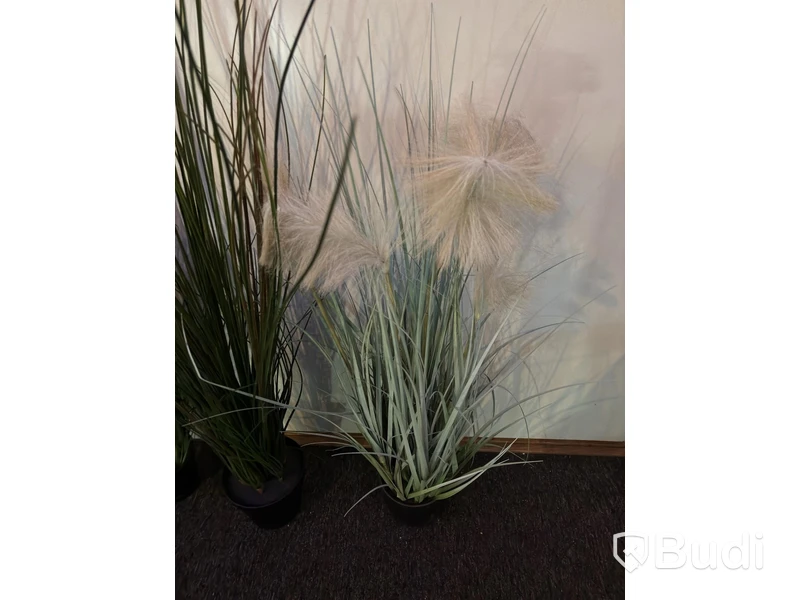 3 Artificial Plants
