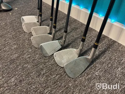 Lot of Top Elite golf clubs