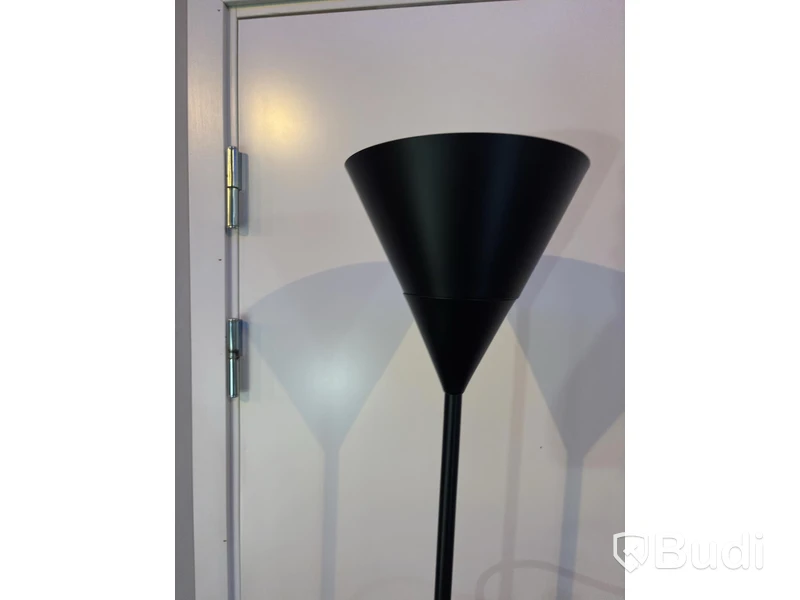 North Light, Vide Floor Lamp