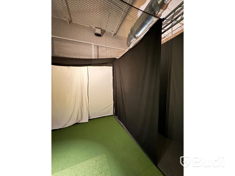 Golfsimulatorbås, tross