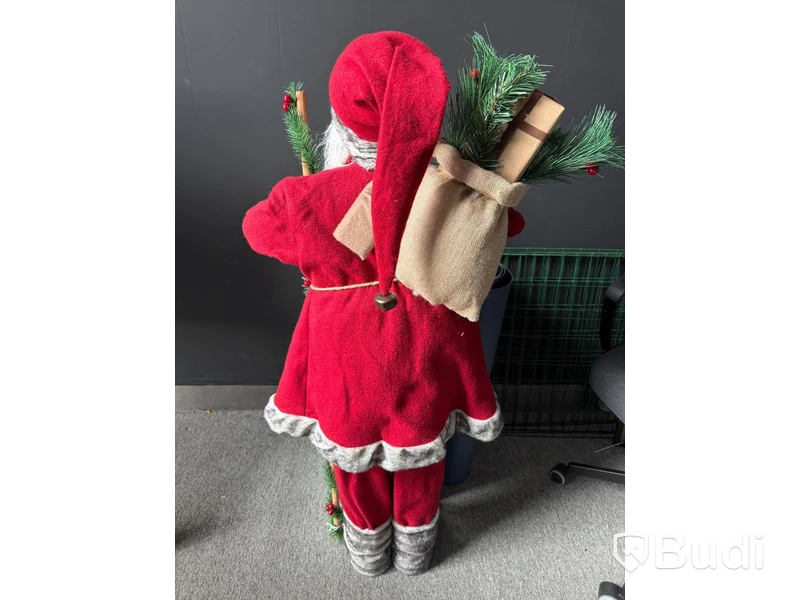 Dekorationsfigurer - tomte, snögubbe, häst, skellet
