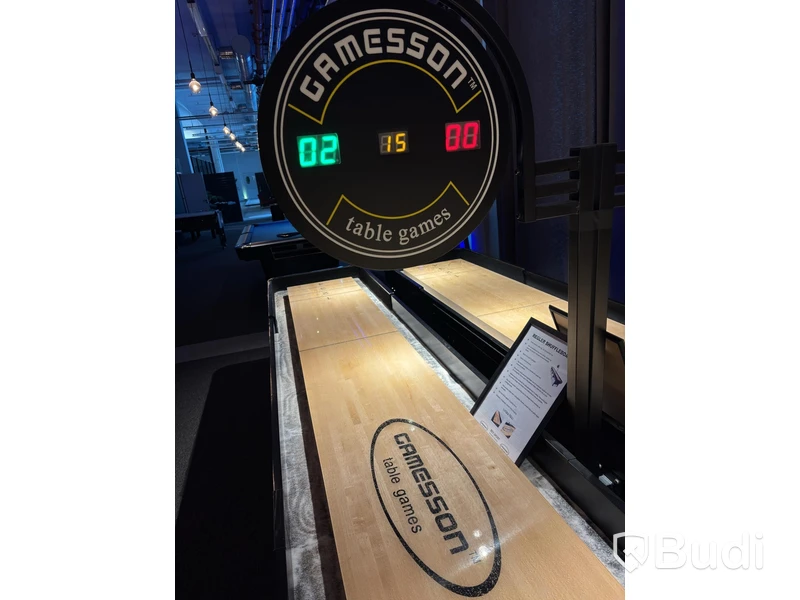 Gamesson Table Games Shuffleboard, left