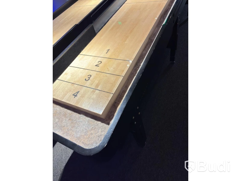 Gamesson Table Games Shuffleboard, left