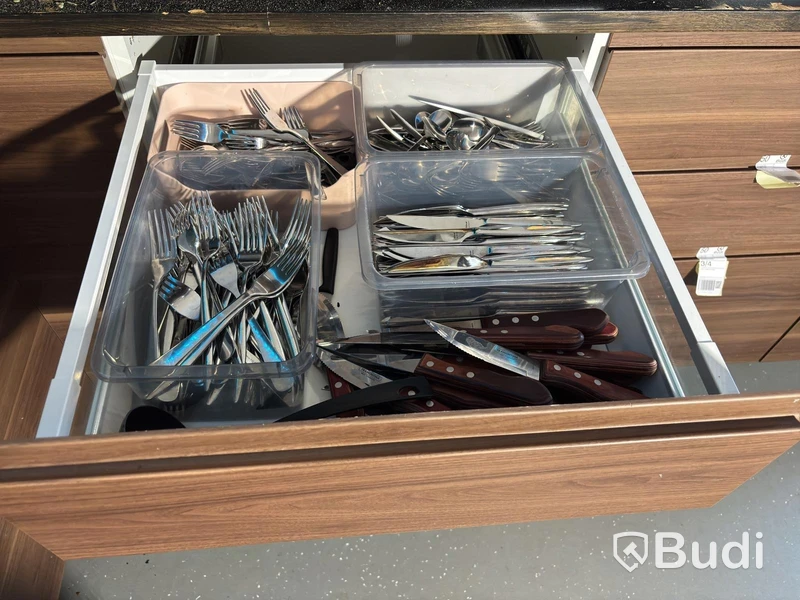 Lot of cutlery