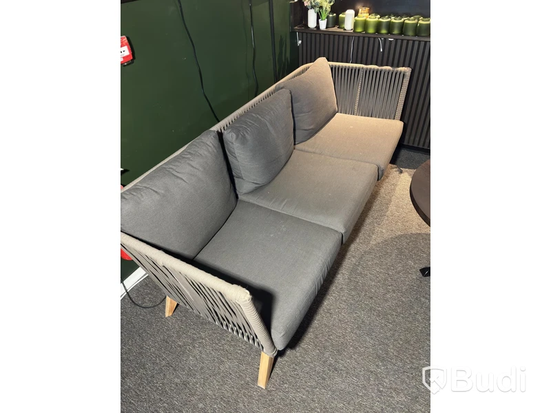 Loungegrupp med soffa, 2 st. fåtöljer inkl. soffbord