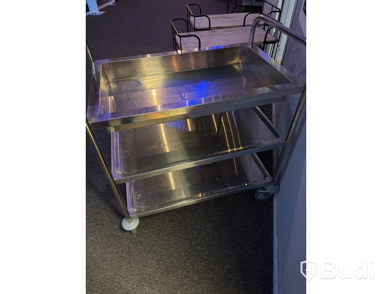 3 Trolleys