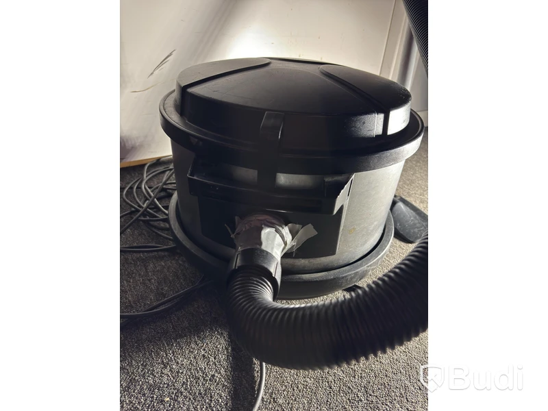 Dammsugare Nilfisk GD 930