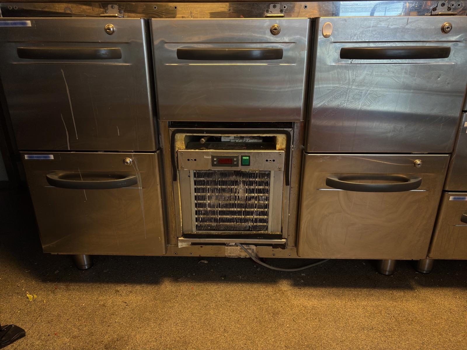 Metos refrigerated counter