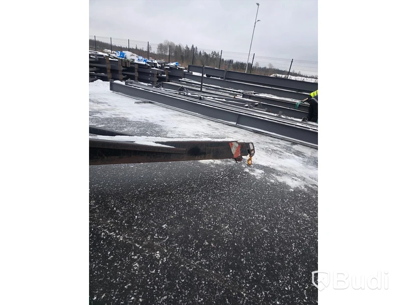 Stålstomme för hallbyggnad med 26 enheter, projekterad SCALA, 24x78 m, ca 1872m²