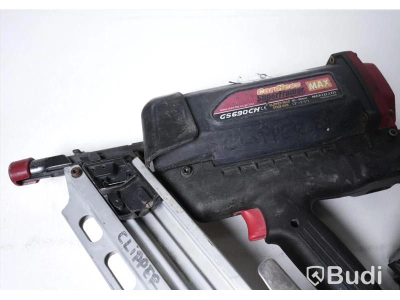 MAX Gasspikpistol GS690CH med batteri