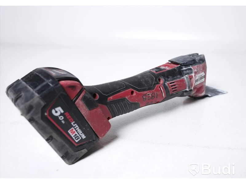 Milwaukee Multiverktyg M18 BMT med batteri.