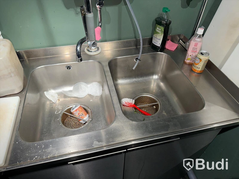 Diskbänk med ho, blandare och handdusch B180, D69, H88
