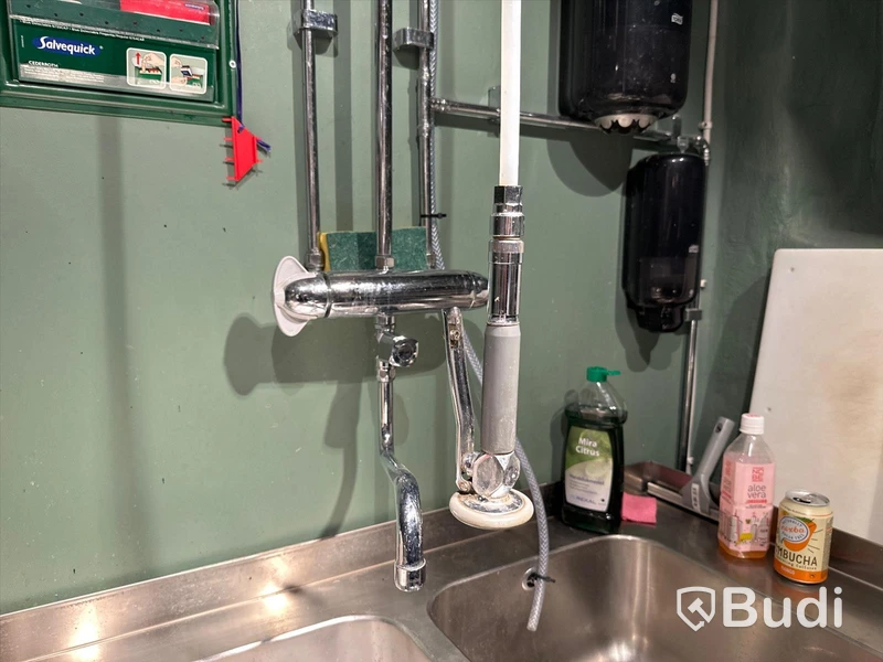 Diskbänk med ho, blandare och handdusch B180, D69, H88