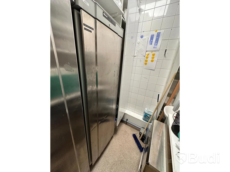 Fullhöjdsfrys från GRAM, Höjd 188cm , Bredd 60cm