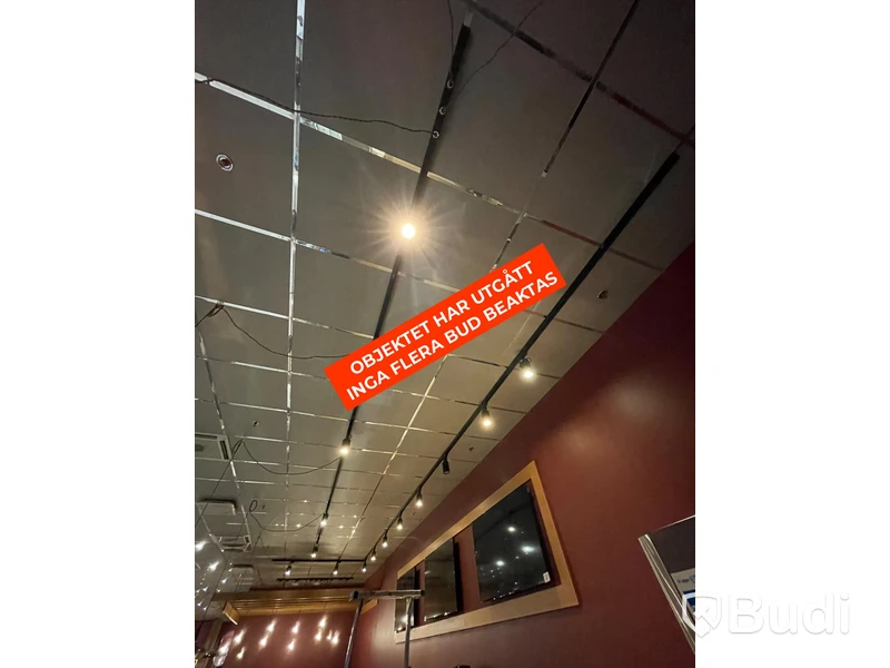 32 st svarta Spot Lights